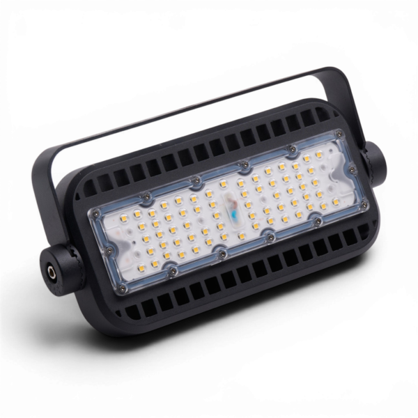 CRIUS_CR1101505____S001 5 CRIUS Multy light 50W 5500lm 5000k IP65 Kantelbaar met geïntegreerde driver