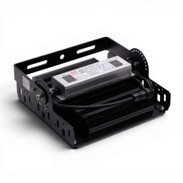 CRIUS_CR11021205____S002 7 CRIUS multy light 120W 5000k IP65 Kantelbaar MEANWELL driver
