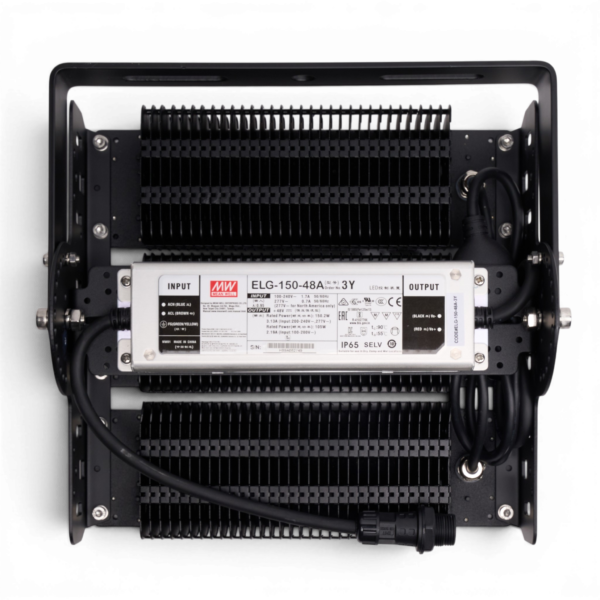 CRIUS_CR11021205____S002 9 CRIUS multy light 120W 5000k IP65 Kantelbaar MEANWELL driver