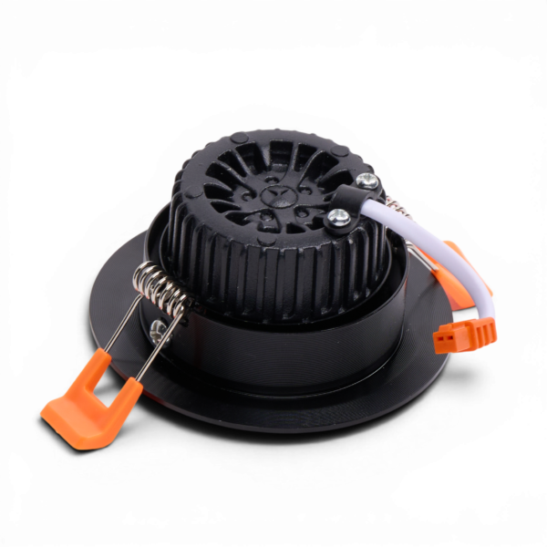 CRIUS_CR3048053_______U108 7 CRIUS Ronde Spot 5W 3000k Zwart Verstelbaar inclusief driver Fase-dimmen