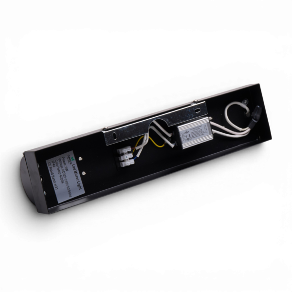 CRIUS_CR8101094_____N203 7 CRIUS badkamer wandarmatuur 9w 4000k -P