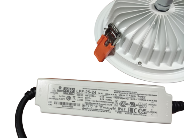 IMG_20260609_115212 CRIUS Downlight IP65 20w 4000k Gatmaat 17cm Buitendiameter 19cm