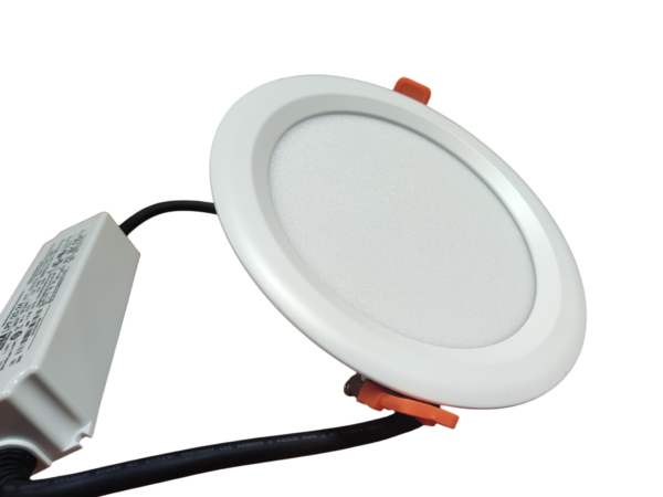 IMG_20260609_115235 CRIUS Downlight IP65 20w 4000k Gatmaat 17cm Buitendiameter 19cm