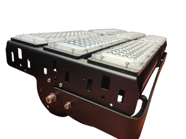 CRIUS multy light 240W 5000k IP65 Kantelbaar MEANWELL driver