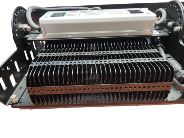 CRIUS multy light 240W 5000k IP65 Kantelbaar MEANWELL driver